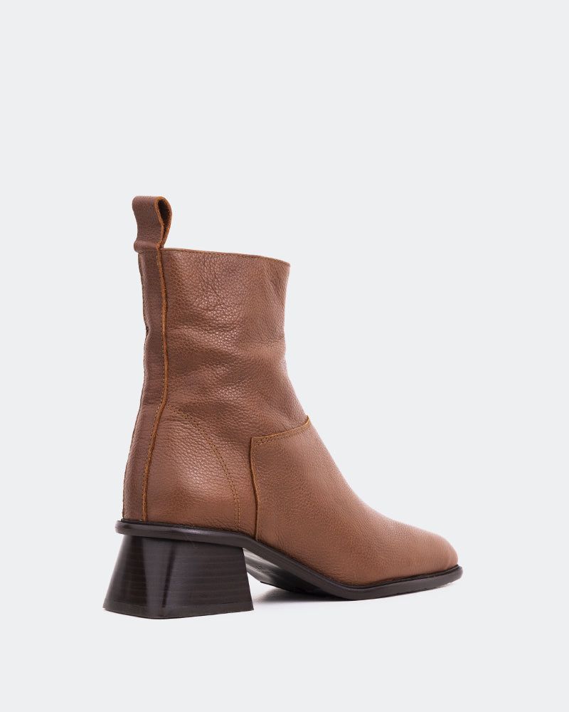 Holts Tan Leather sold by L'Intervalle product image thumbnail 3