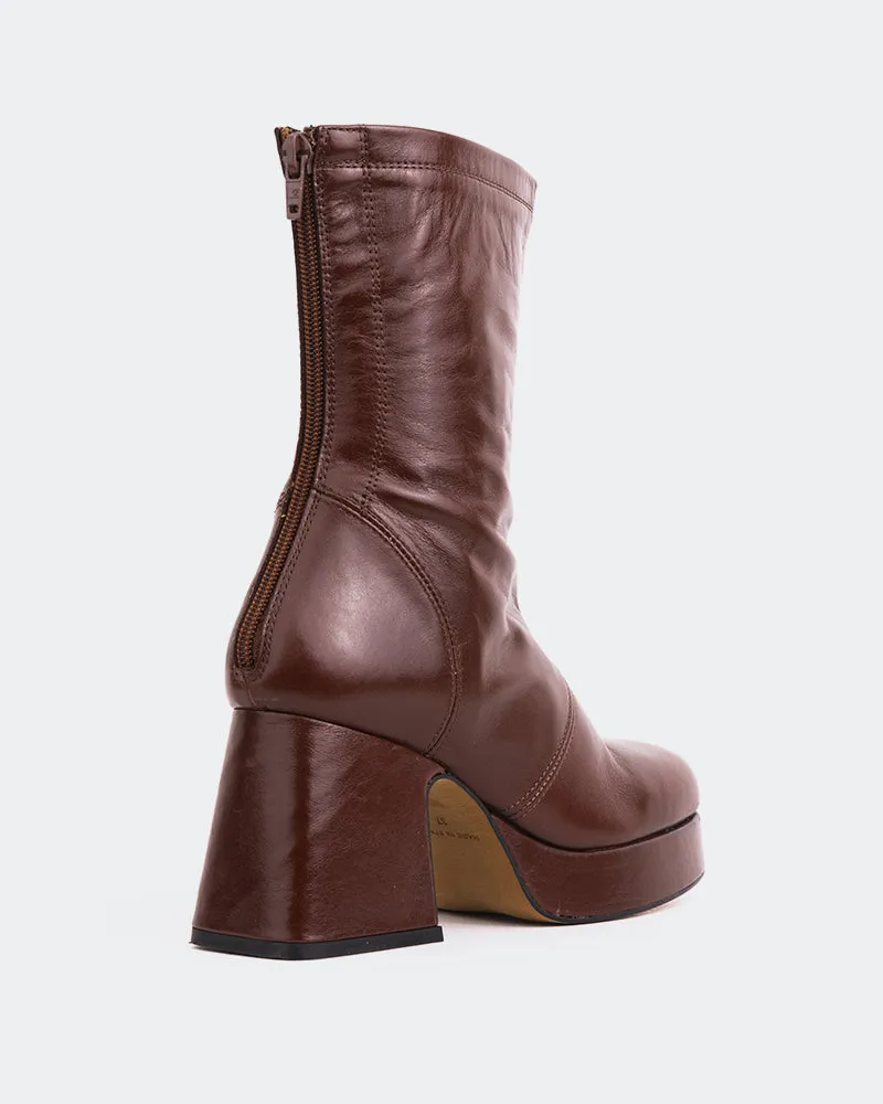 Qoli Chestnut Leather sold by L'Intervalle product image thumbnail 3