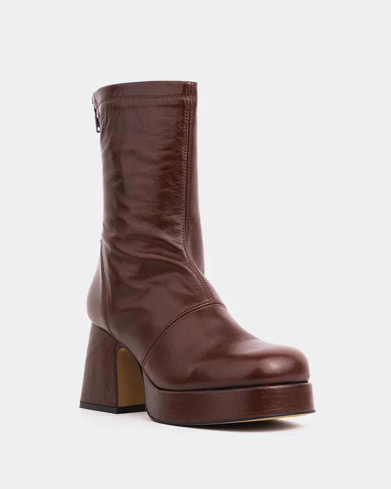 Qoli Chestnut Leather sold by L'Intervalle product image thumbnail 2