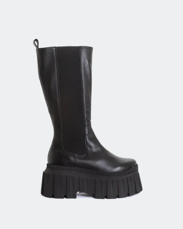 Lilma Black Leather sold by L'Intervalle