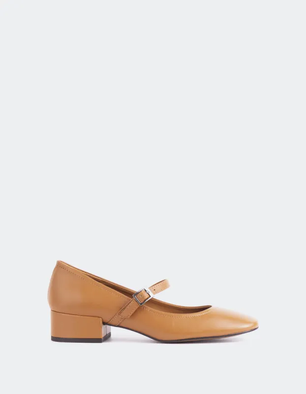 Rosyth Tan Leather sold by L'Intervalle