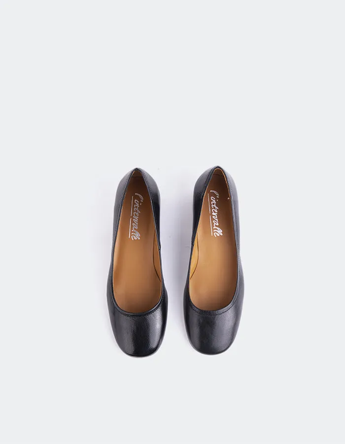 Paisley Black Vintage Leather sold by L'Intervalle product image thumbnail 5