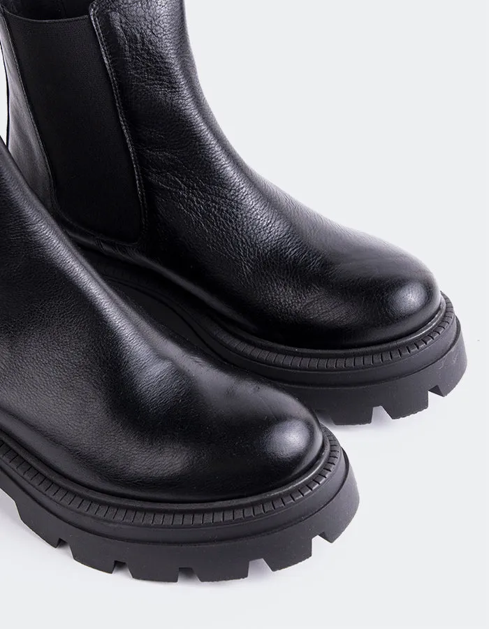 Giannis Black Leather sold by L'Intervalle product image thumbnail 3