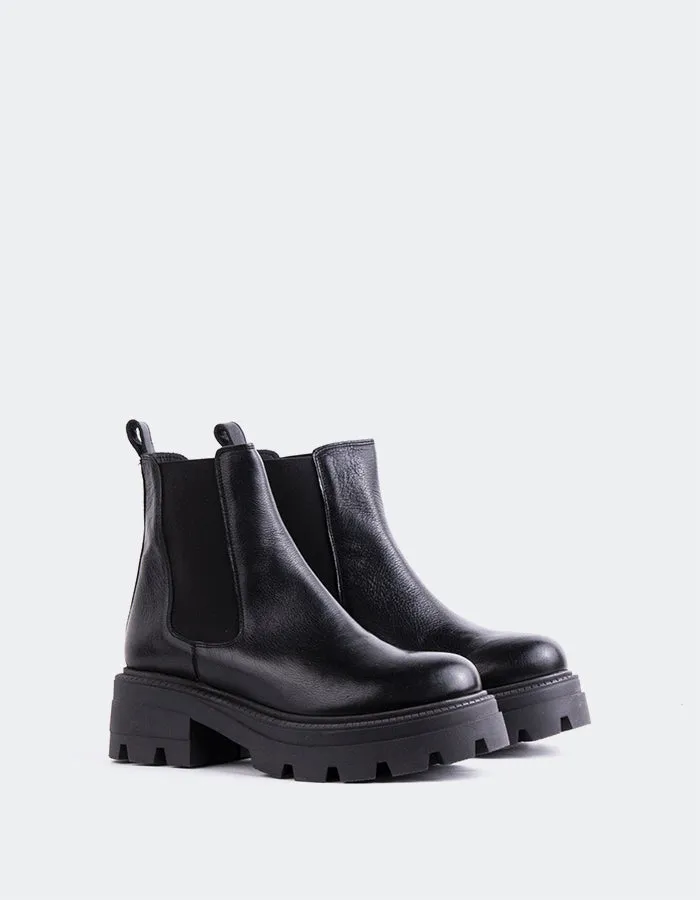 Giannis Black Leather sold by L'Intervalle product image thumbnail 2