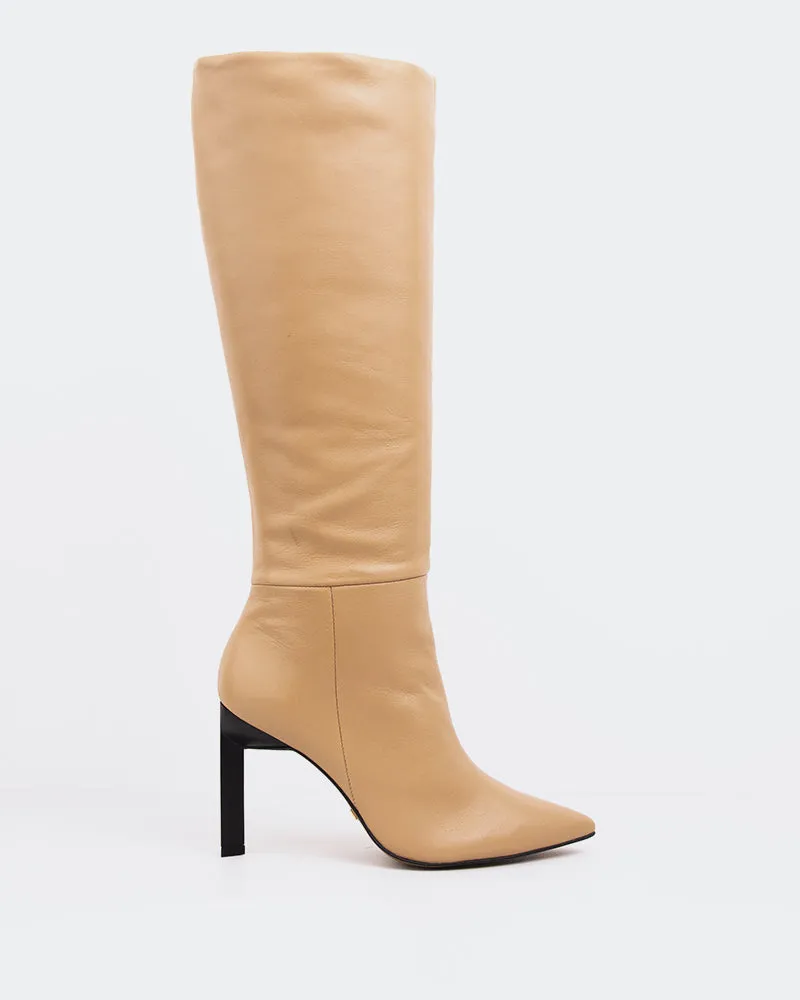 Nabila Camel Leather sold by L'Intervalle