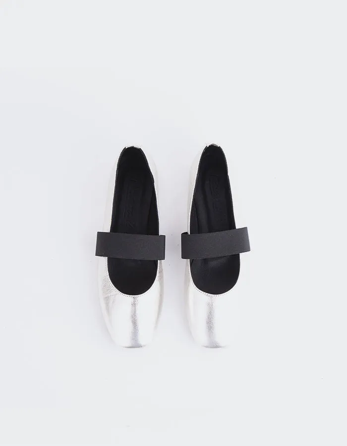 Seraphina Silver Leather sold by L'Intervalle product image thumbnail 5