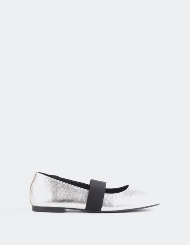 Seraphina Silver Leather sold by L'Intervalle