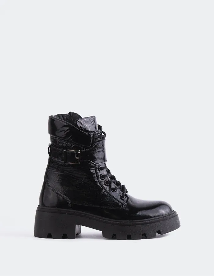 Flensburg Black Patent sold by L'Intervalle