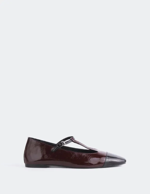 Elara Burgundy Black Patent sold by L'Intervalle