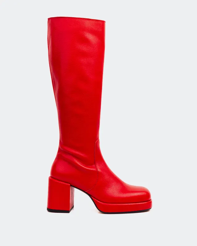 Briggs Red Leather sold by L'Intervalle