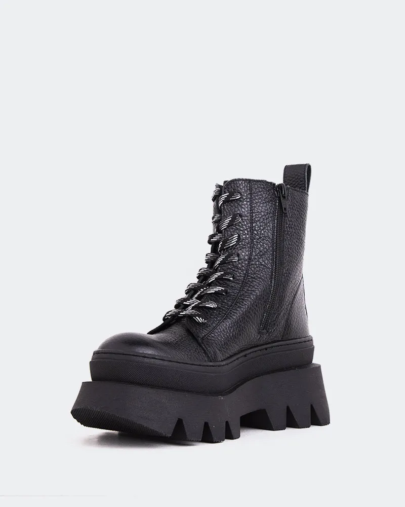 Bianchi Black Leather sold by L'Intervalle product image thumbnail 4