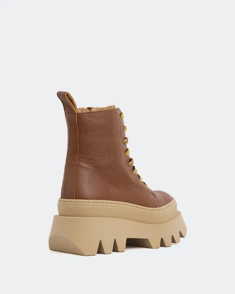 Bianchi Camel Leather sold by L'Intervalle product image thumbnail 3