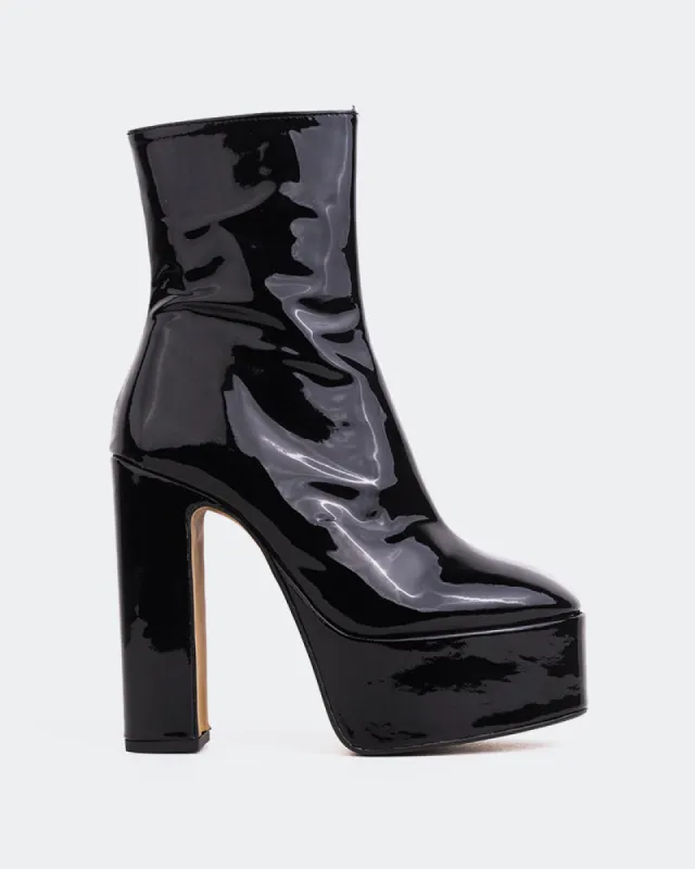 Doja Black Patent sold by L'Intervalle