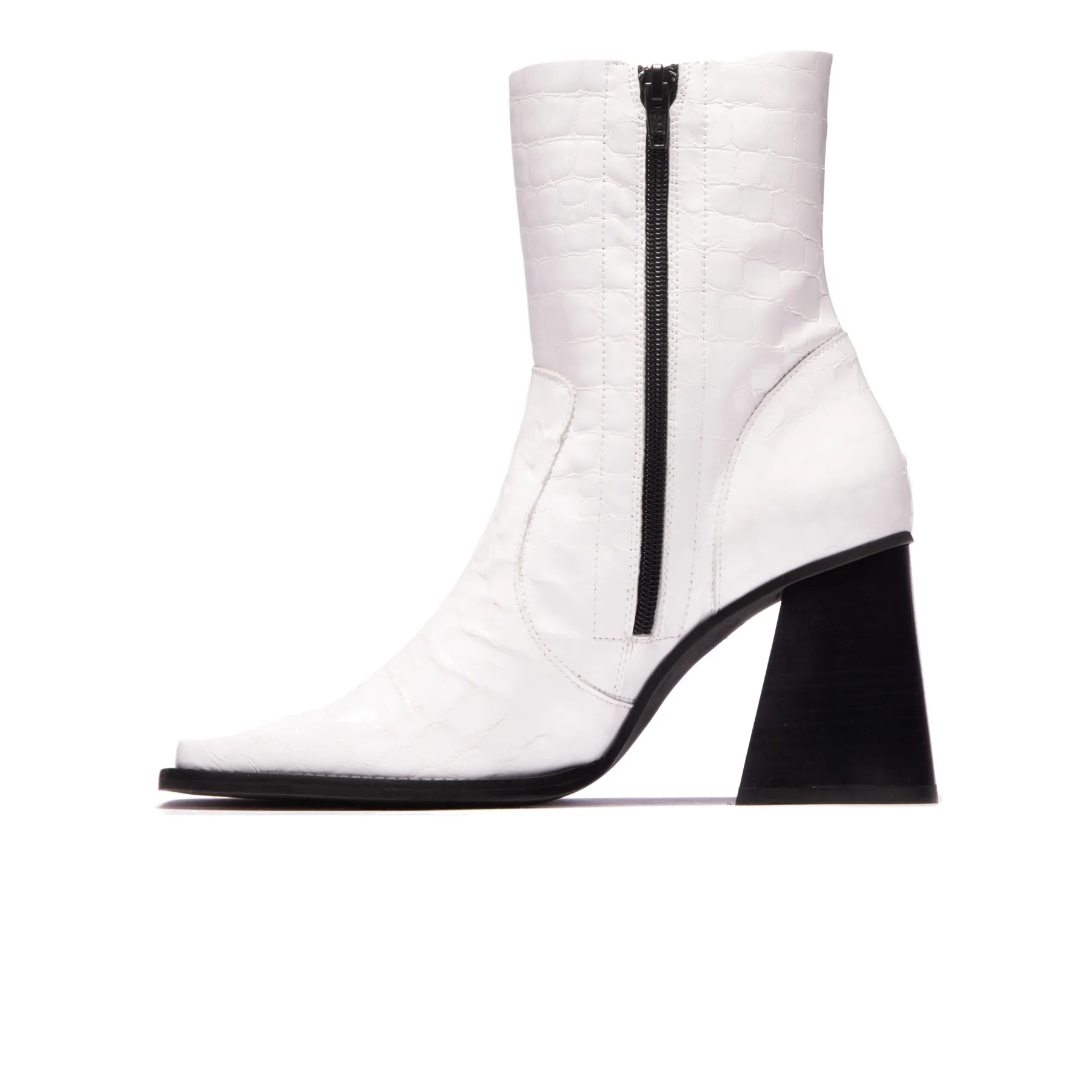 Melana White Croco Leather sold by L'Intervalle product image thumbnail 2
