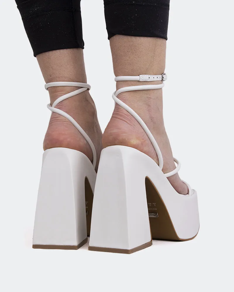 Pasaji White Leather sold by L'Intervalle product image thumbnail 3