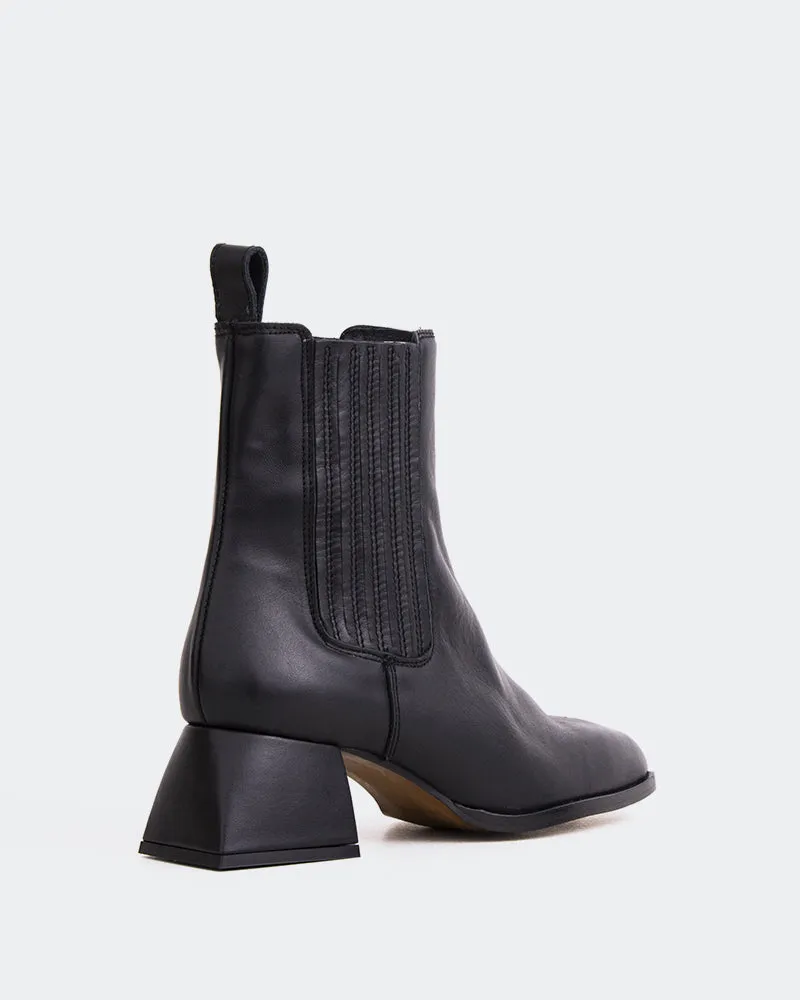 Kent Black Leather sold by L'Intervalle product image thumbnail 3