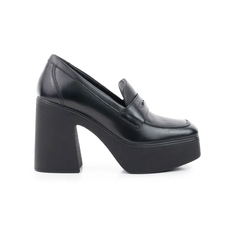 Scopello Black Leather sold by L'Intervalle