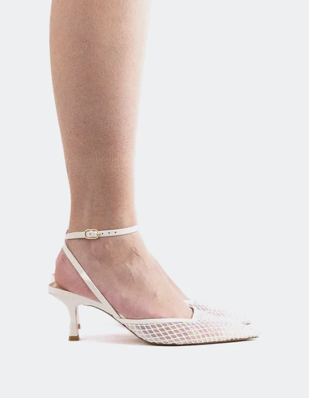 Aster White Mesh sold by L'Intervalle