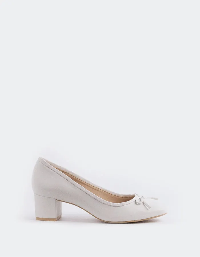 Ruslan White Leather sold by L'Intervalle