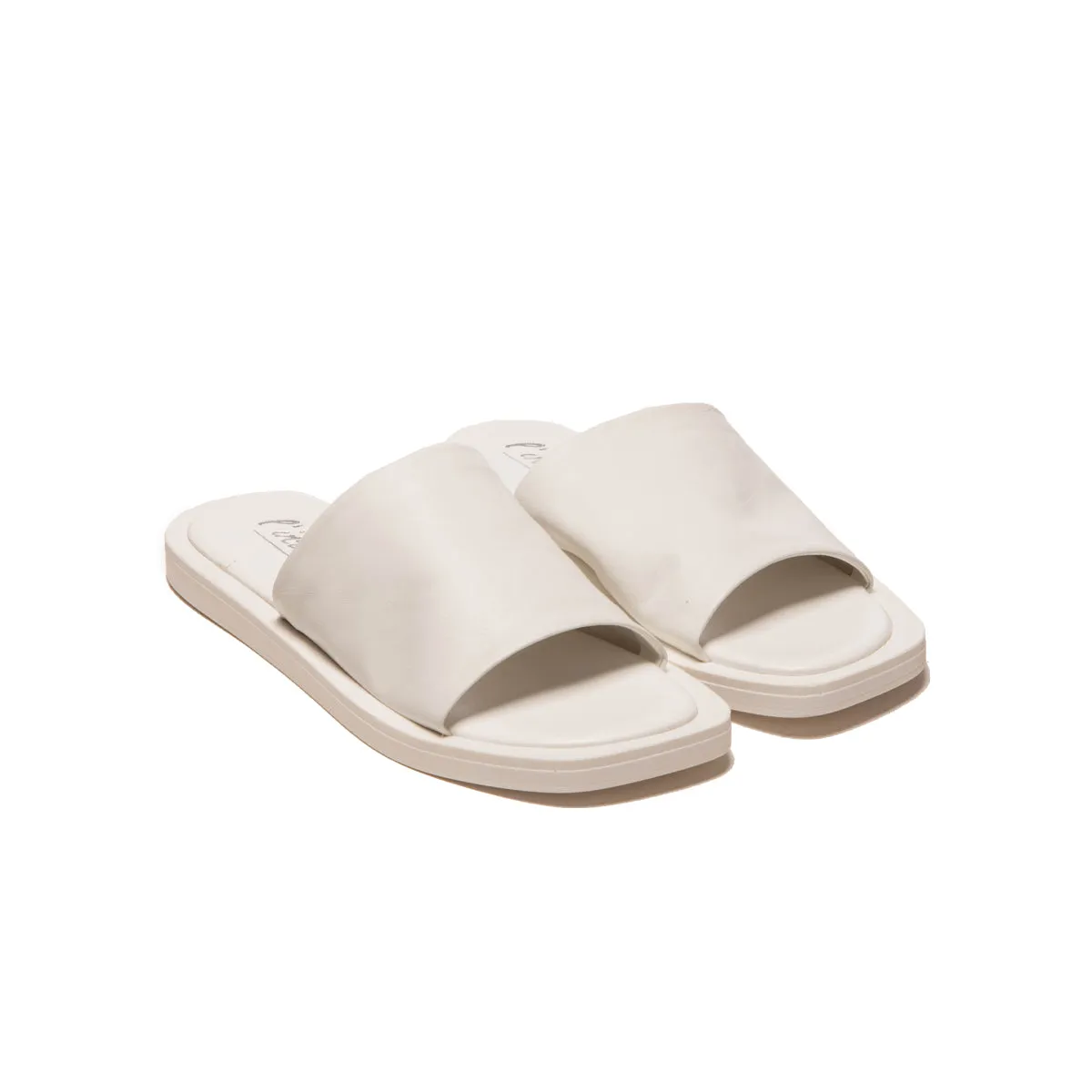 Licata White Leather sold by L'Intervalle product image thumbnail 2