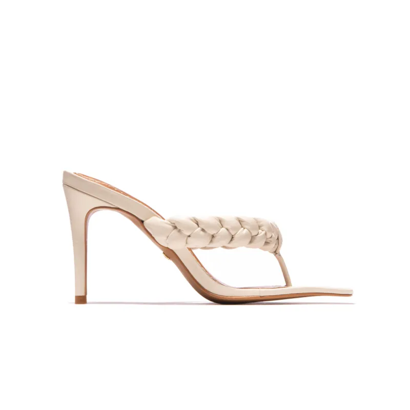 Nerine Off White Leather sold by L'Intervalle