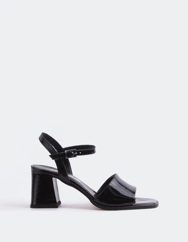 Faliro Black Naplack sold by L'Intervalle
