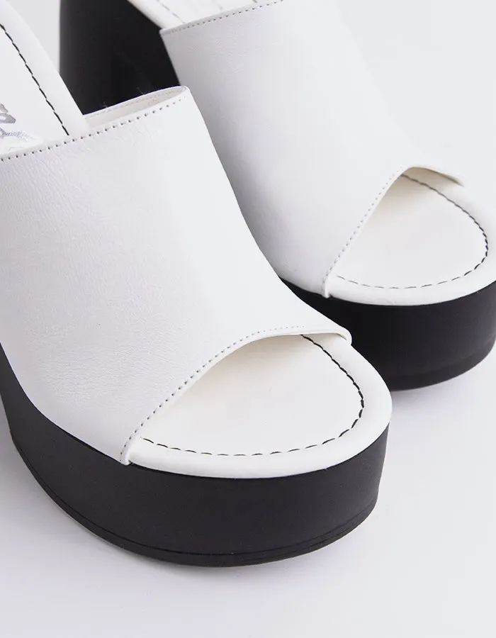 Smyrni White Leather sold by L'Intervalle product image thumbnail 2