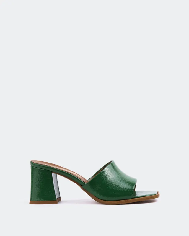 Egaleo Green Naplack sold by L'Intervalle