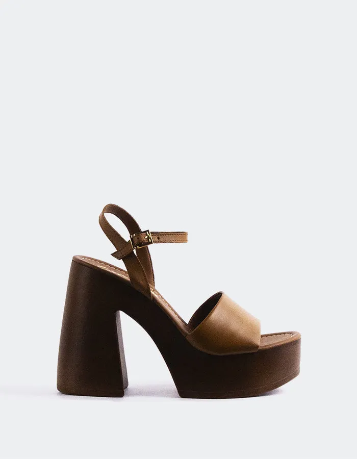 Veria Tan Leather sold by L'Intervalle