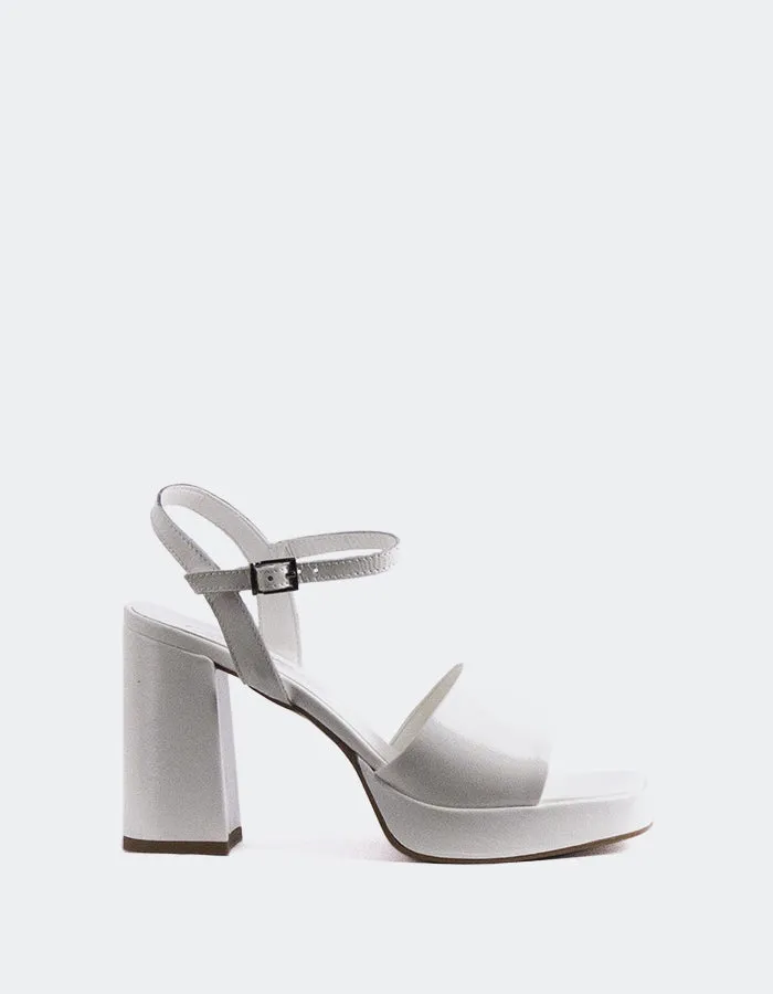 Zografou White Naplack sold by L'Intervalle