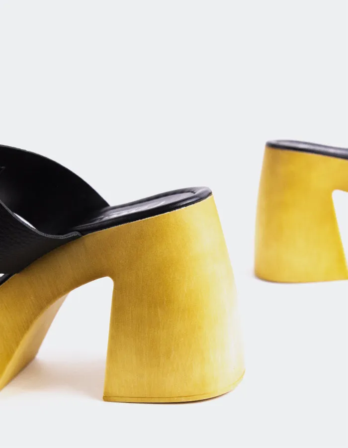 Vyronas Black Leather sold by L'Intervalle product image thumbnail 4