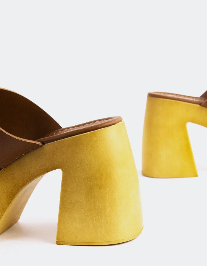 Vyronas Tan Leather sold by L'Intervalle product image thumbnail 4