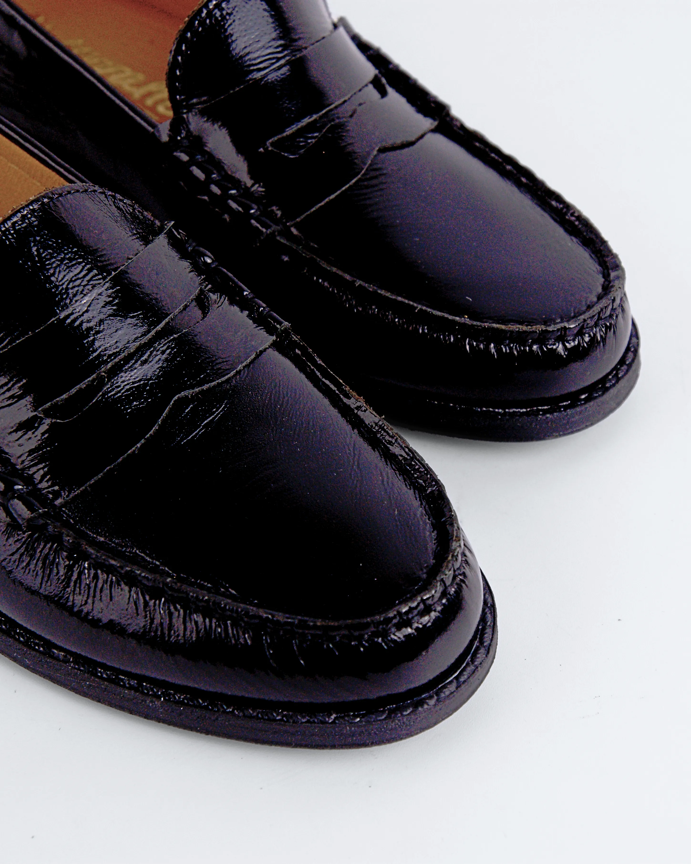 Lettine Black Leather sold by L'Intervalle product image thumbnail 2