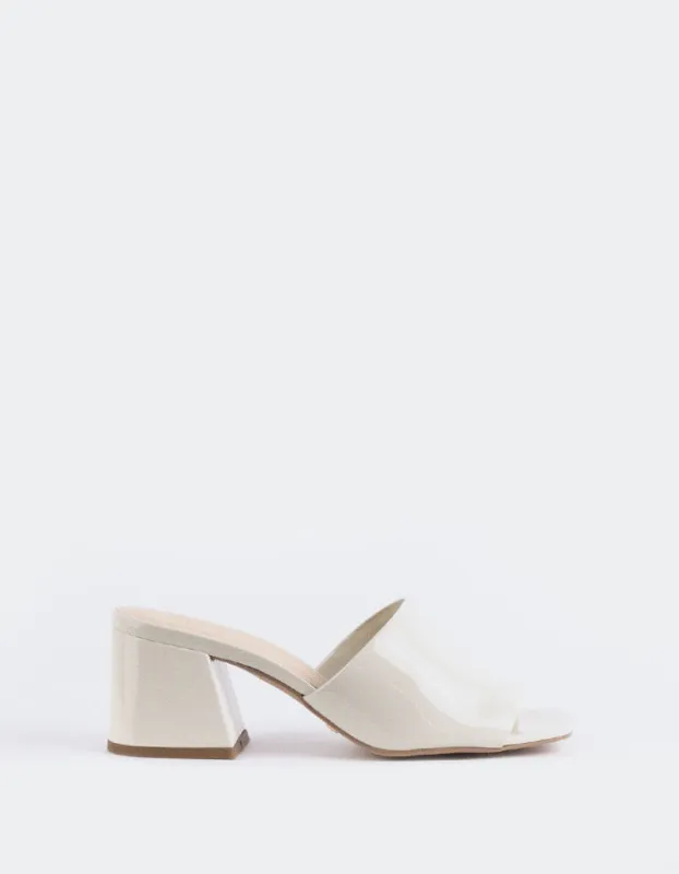 Clarabelle Off White Patent sold by L'Intervalle