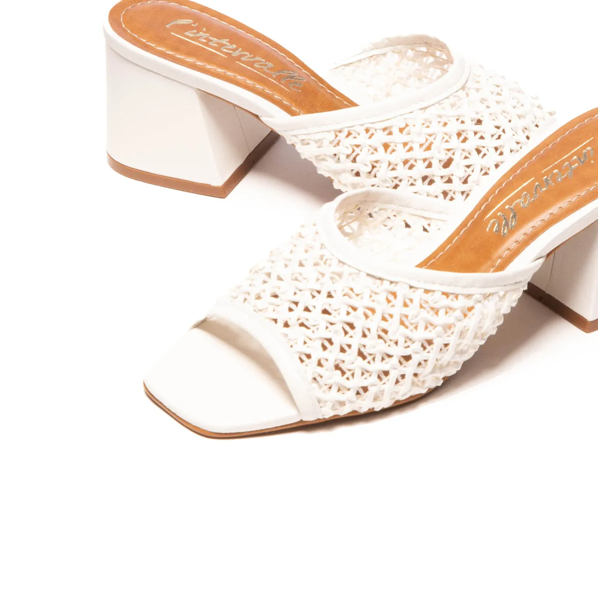 Helenium White Leather sold by L'Intervalle product image thumbnail 5