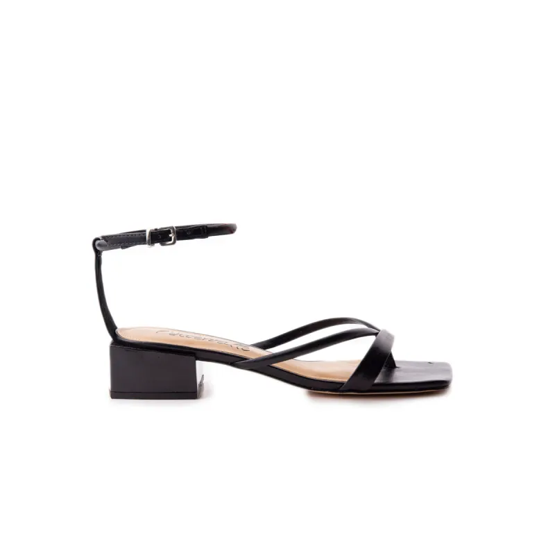 Radiant Black Leather sold by L'Intervalle