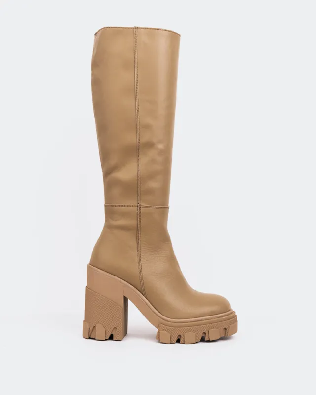Vernon Camel Leather sold by L'Intervalle
