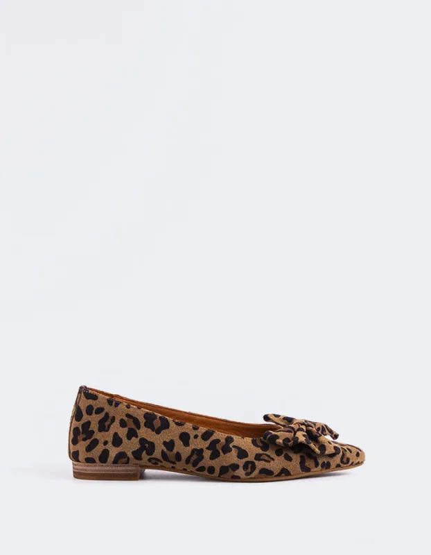 Ulwin Leopard Suede sold by L'Intervalle