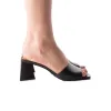 Botella Black Leather sold by L'Intervalle
