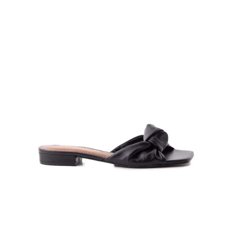Guadeloupe Black Leather sold by L'Intervalle