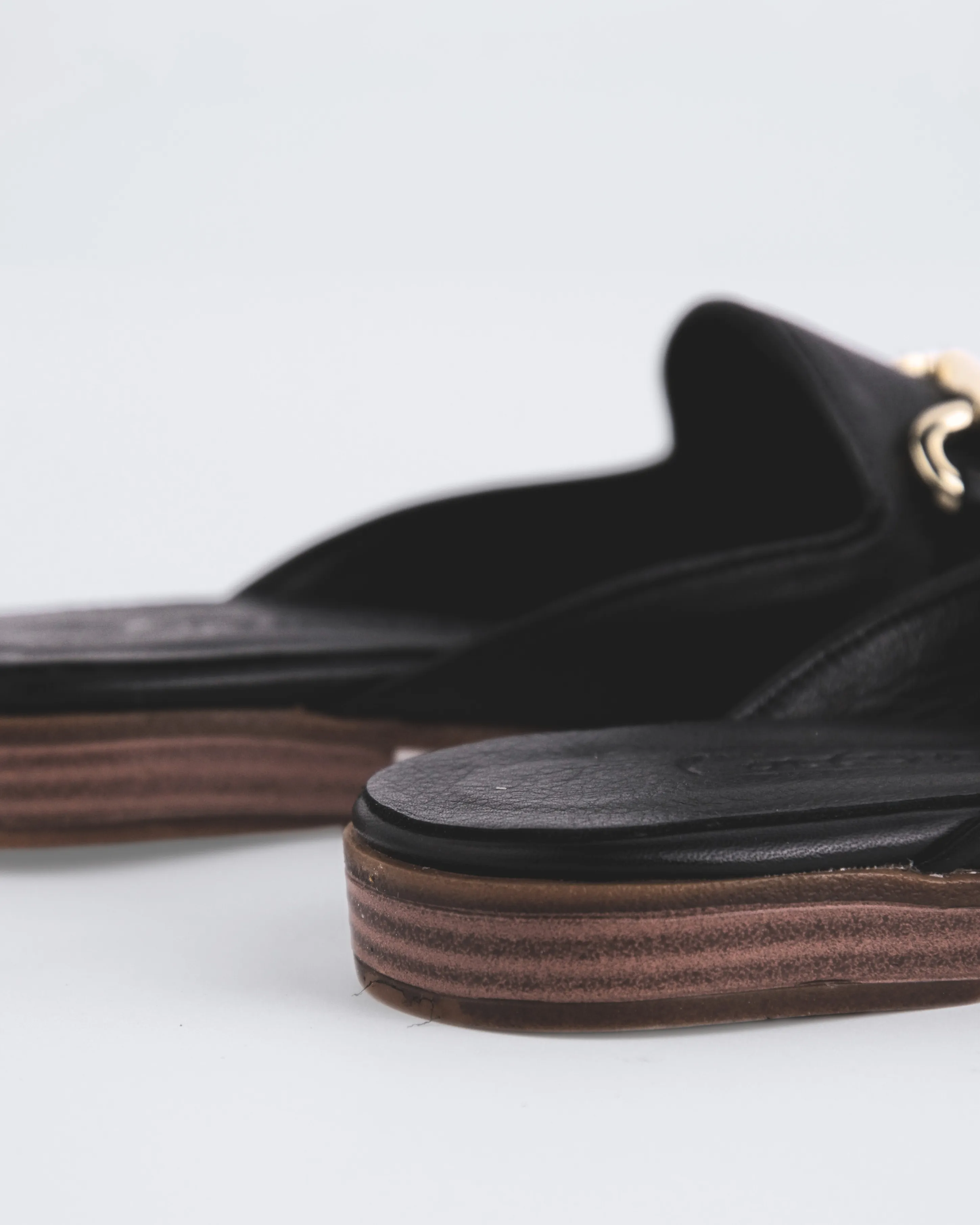 Nefeli Black Leather sold by L'Intervalle product image thumbnail 4