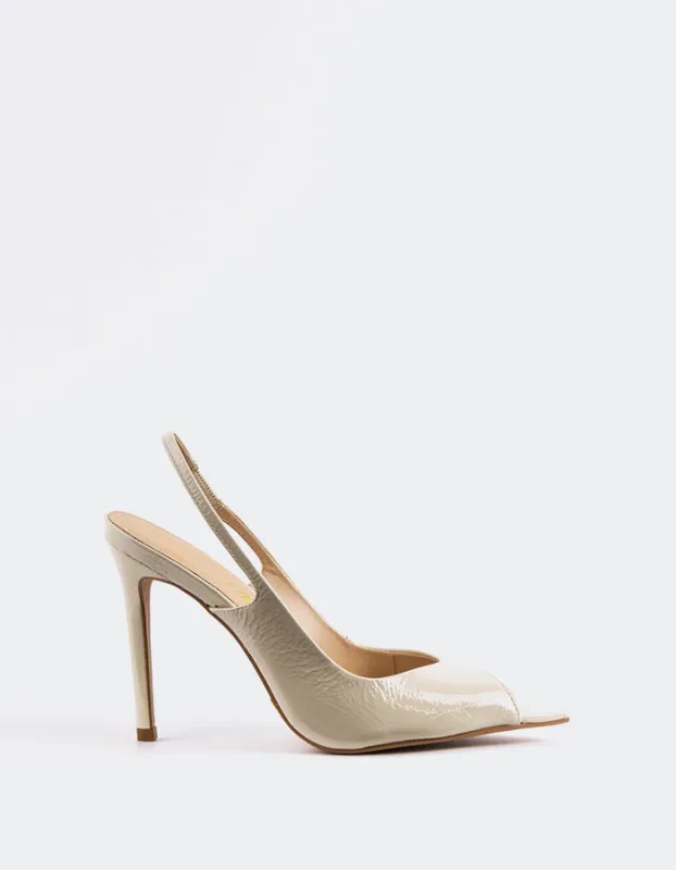 Twylla Off White Naplack sold by L'Intervalle