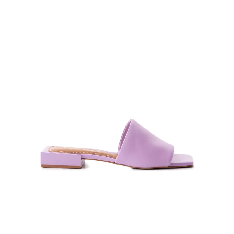 Bolivar Lilac Leather sold by L'Intervalle