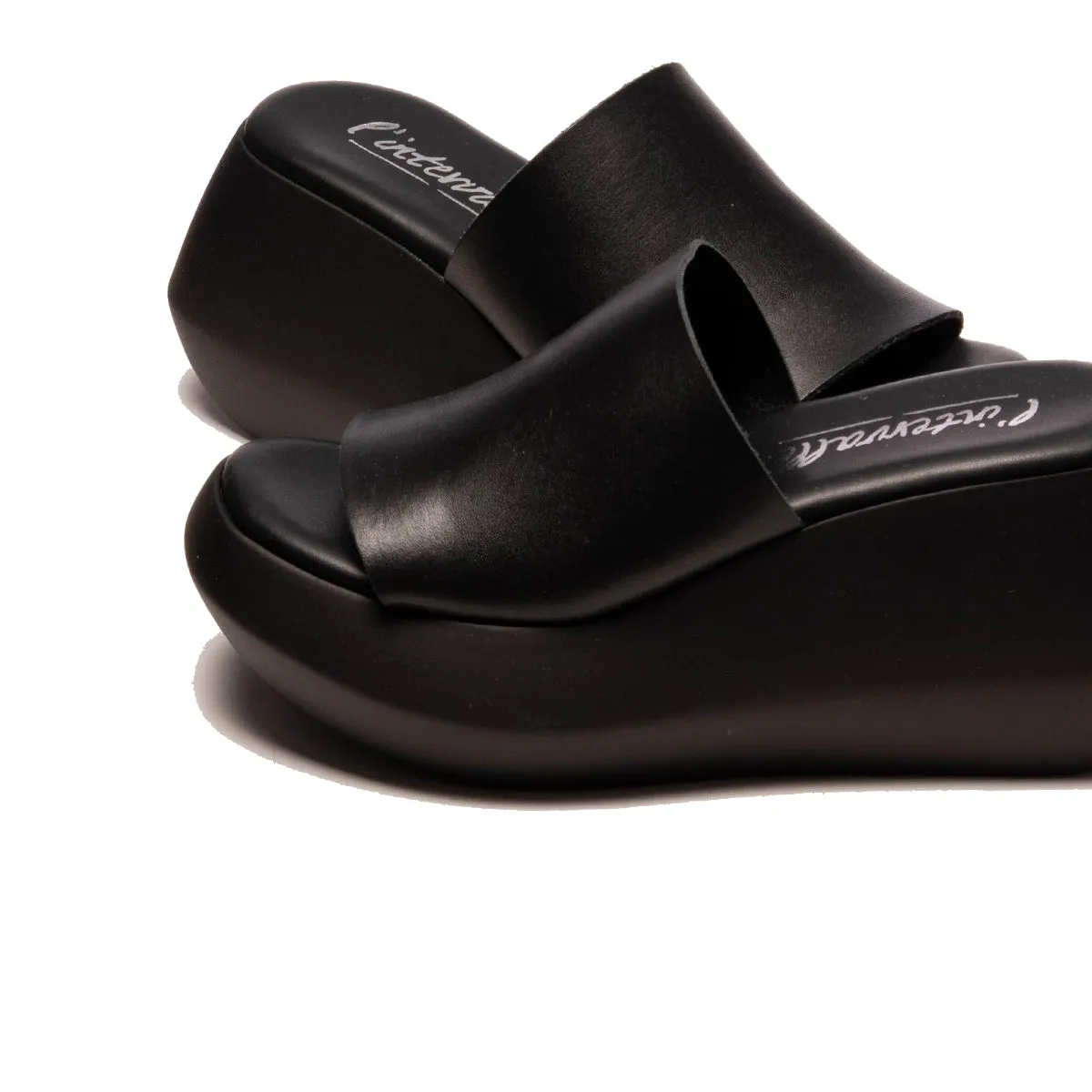 Dayo Black Leather sold by L'Intervalle product image thumbnail 5