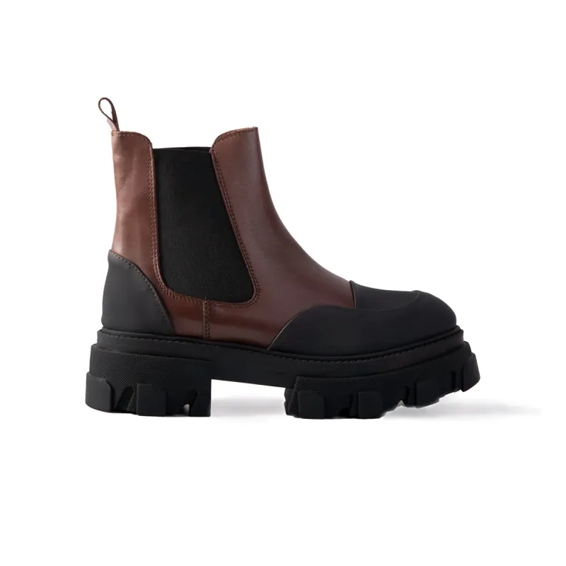 Pasay Brown Leather sold by L'Intervalle