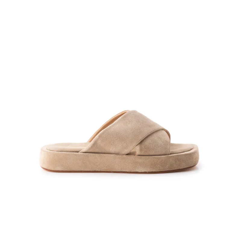 Oda Mocha Suede sold by L'Intervalle