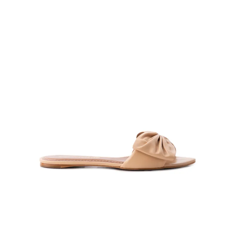 Martinique Camel Leather sold by L'Intervalle