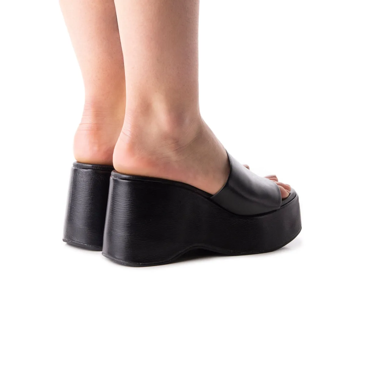 Mariel Black Leather sold by L'Intervalle product image thumbnail 3