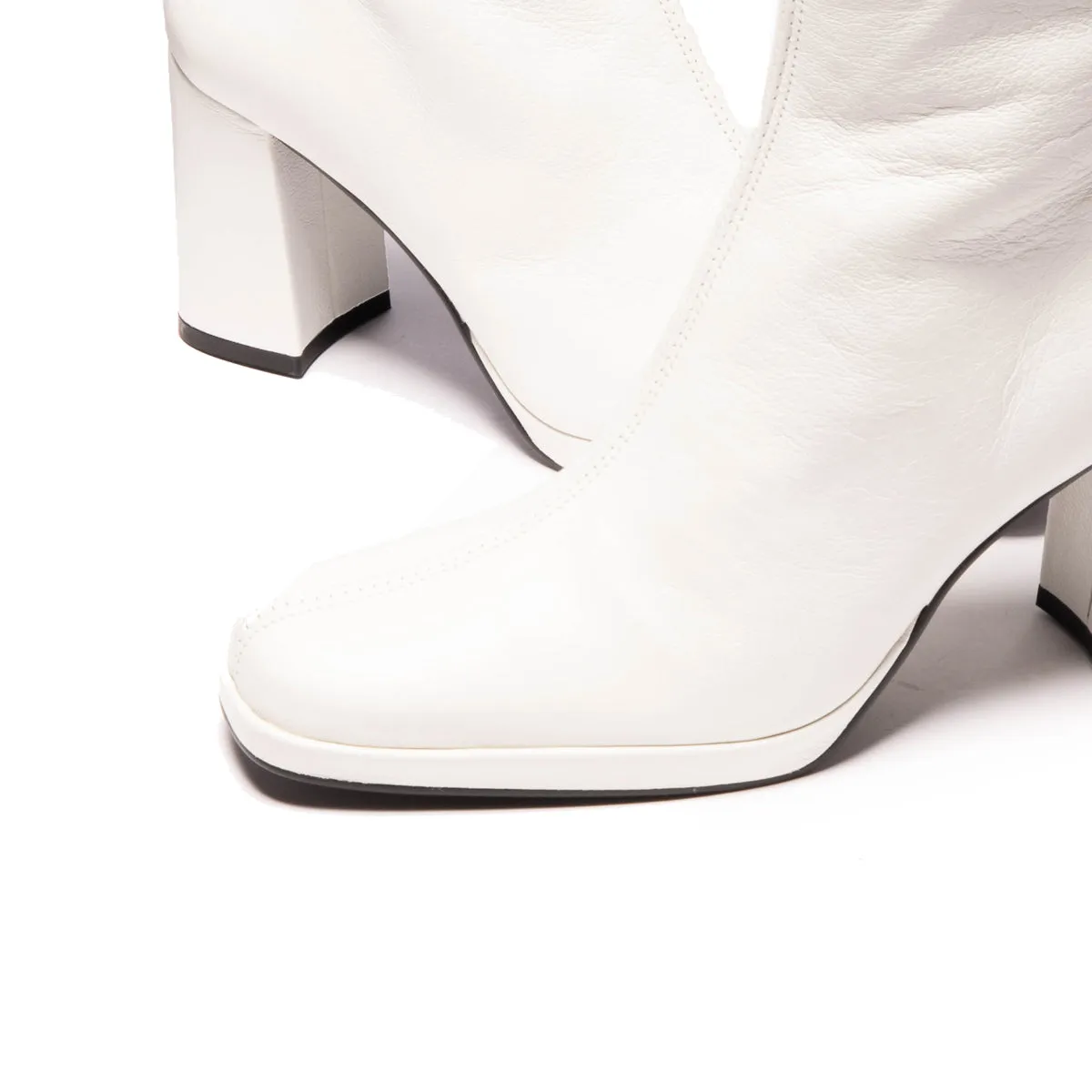 Malpas White Leather sold by L'Intervalle product image thumbnail 5