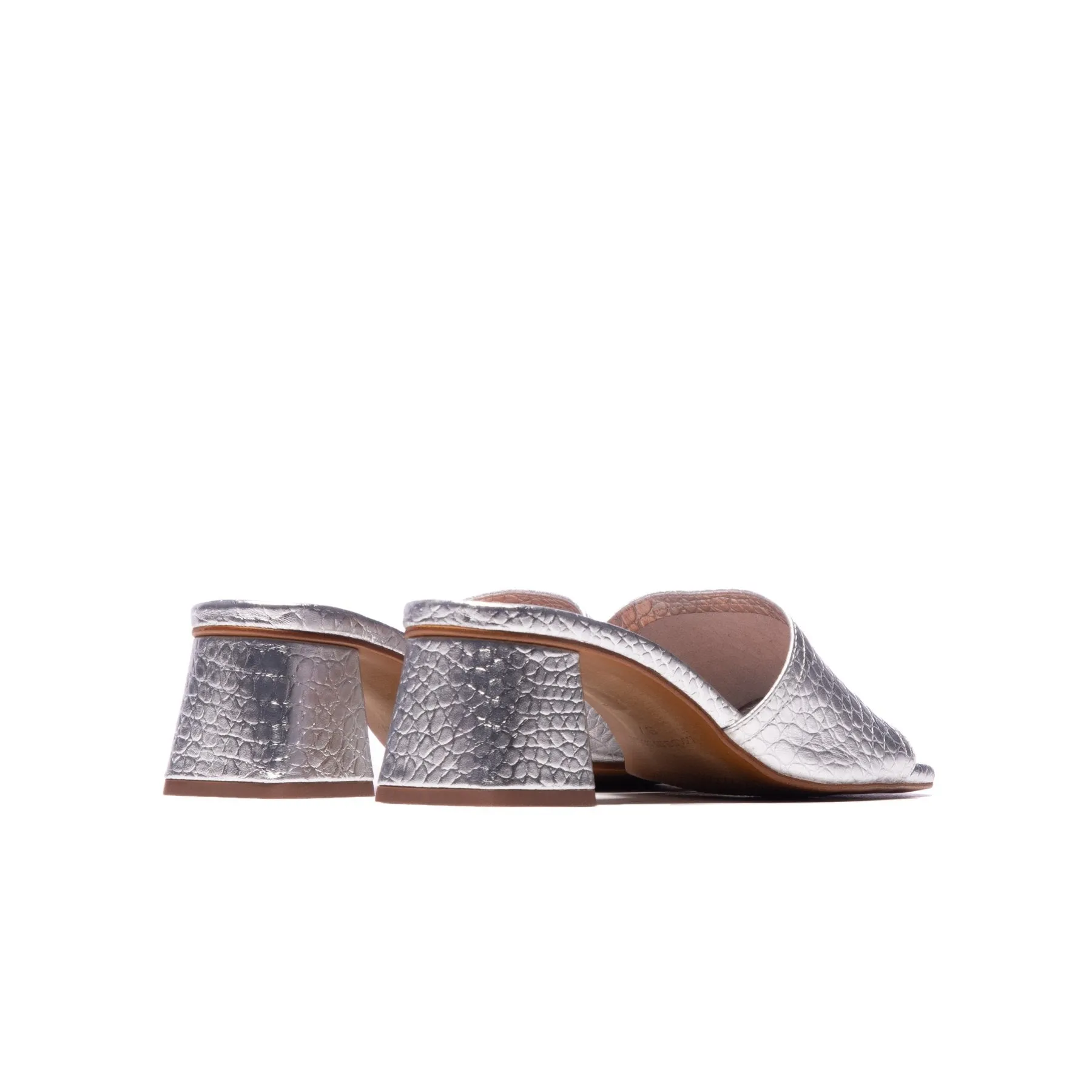 Kenya Silver Croco sold by L'Intervalle product image thumbnail 4
